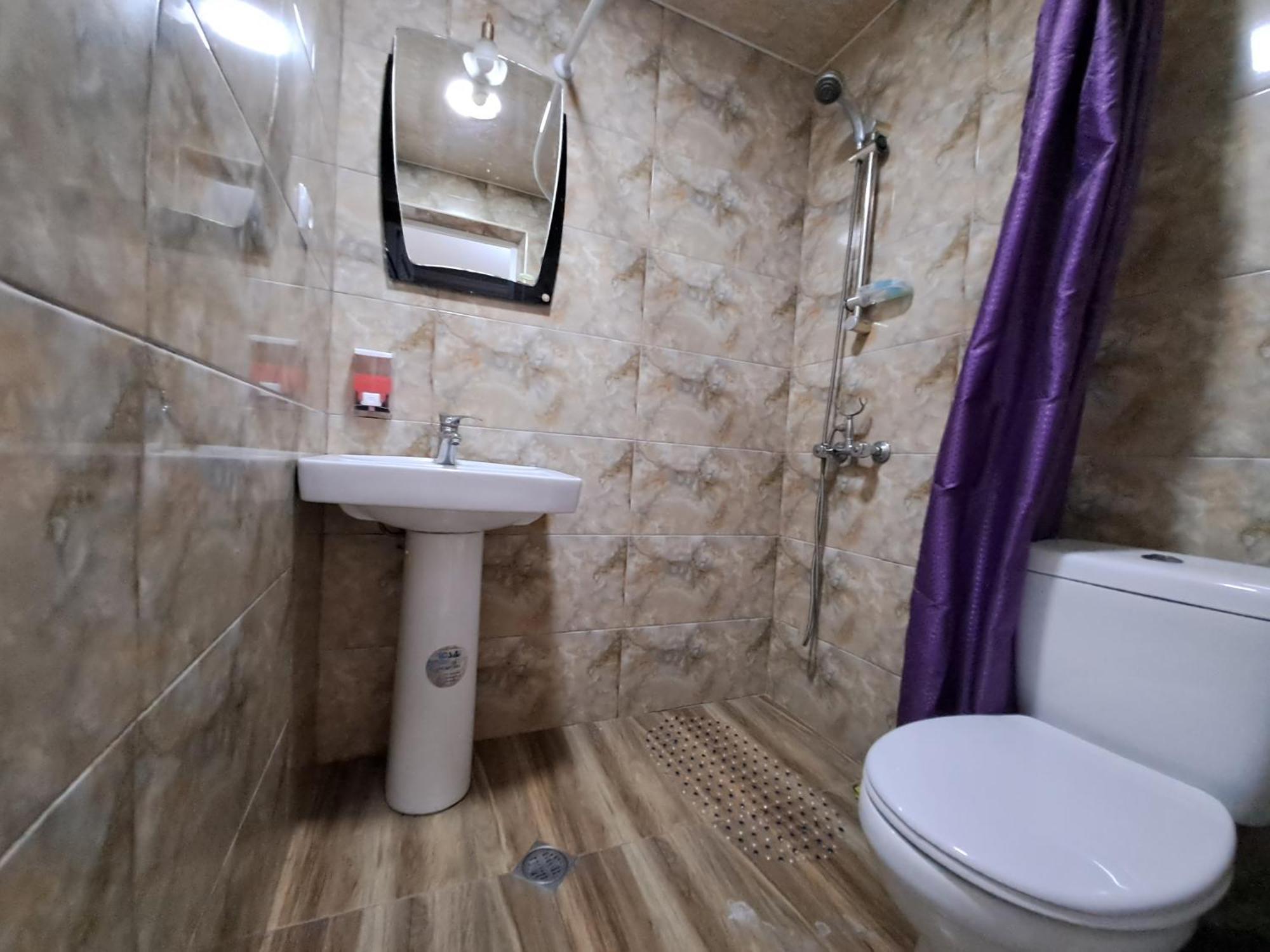 Guest House "Akhaltsikhe" Δωμάτιο φωτογραφία